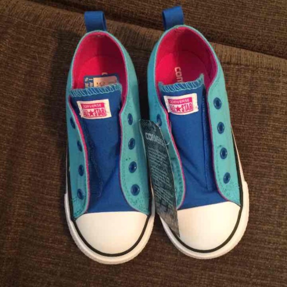 Toddler Girls Converse Velcro Blue Pink size 10